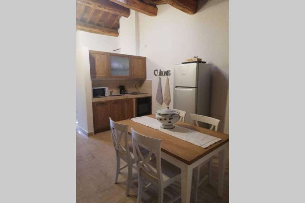 La Piazza - Appartamento Con Vista シナルンガ エクステリア 写真