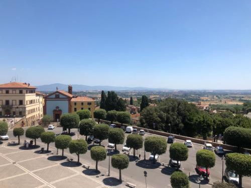 La Piazza - Appartamento Con Vista シナルンガ エクステリア 写真